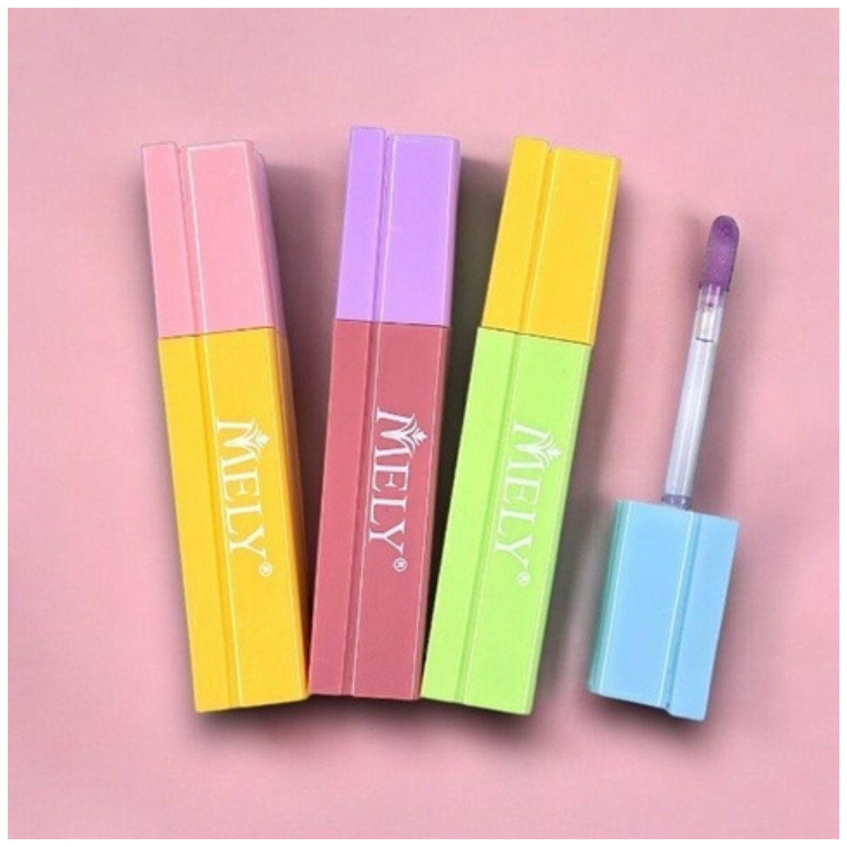 Labial Líquido de MELY Shiny Exquisite